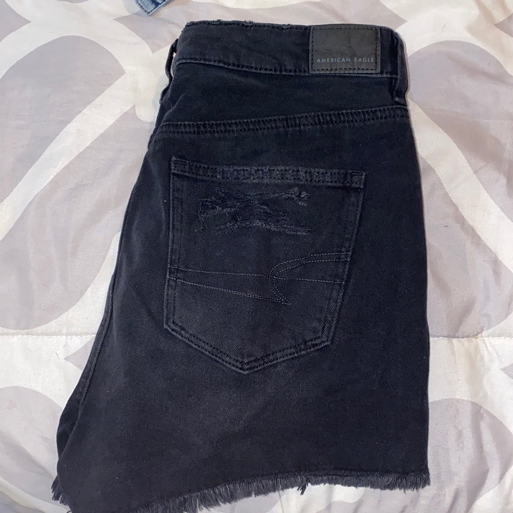 Women’s American eagle shorts